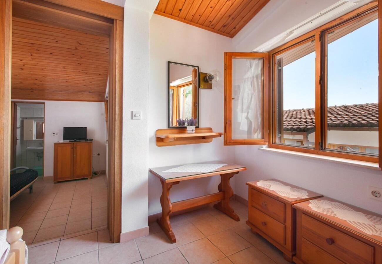 Apartment Ante M Brela Εξωτερικό φωτογραφία